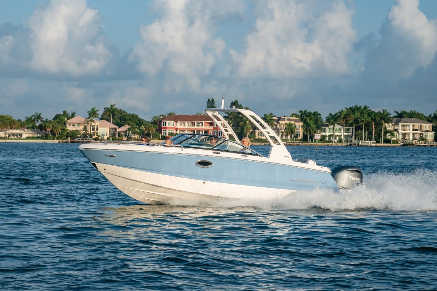 Chaparral Chaparral OSX Luxury Outboards