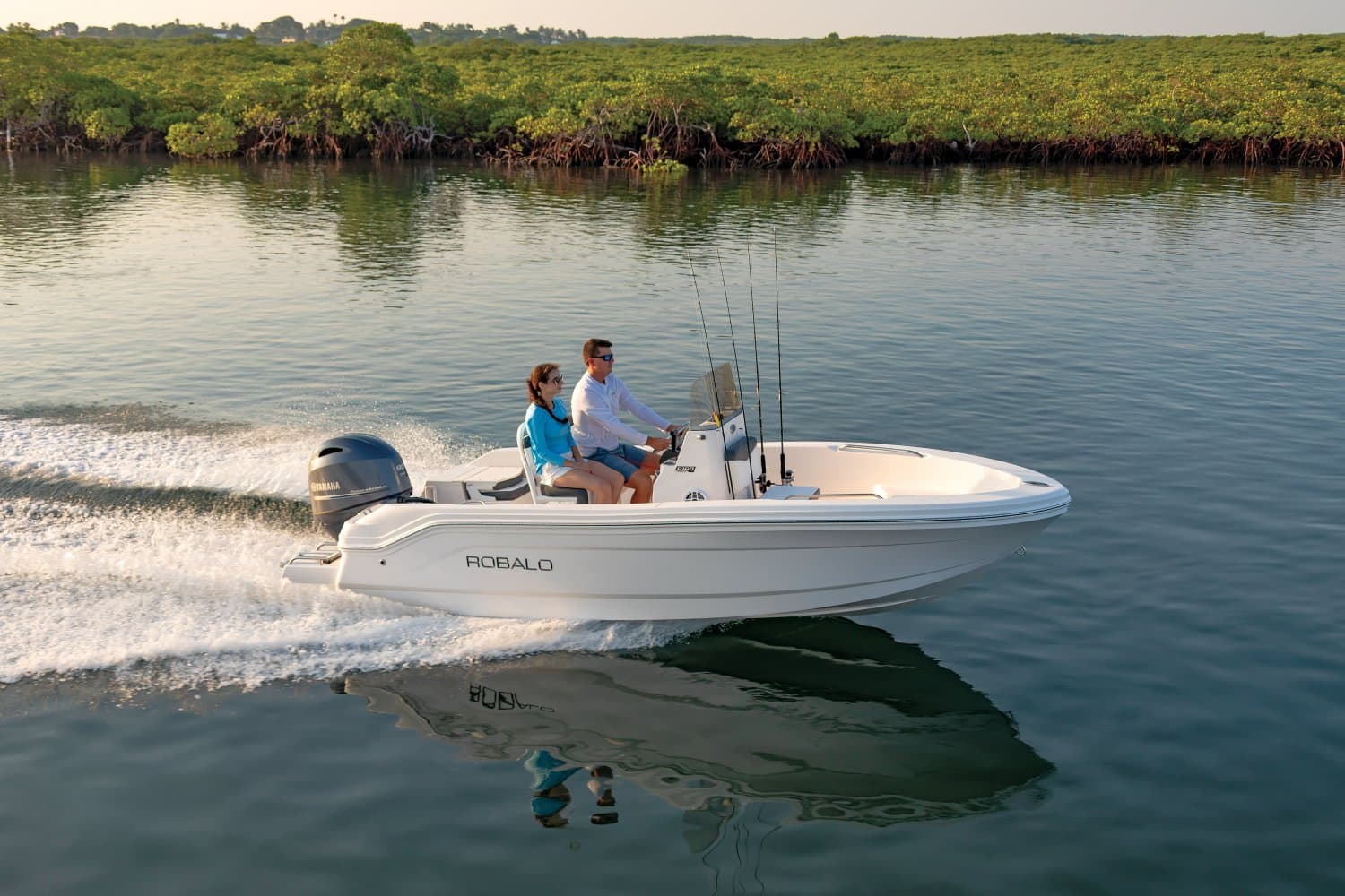 2026 Robalo R160