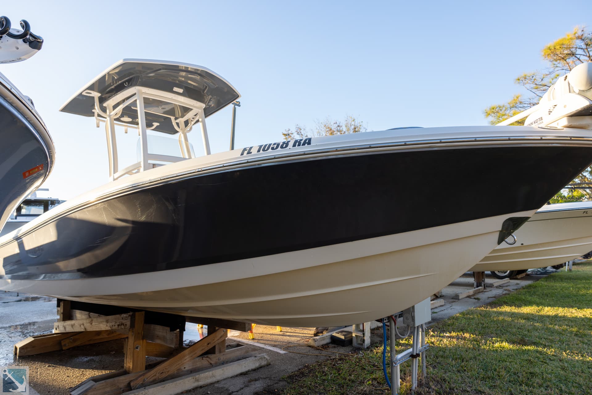2016 Robalo 246 Cayman