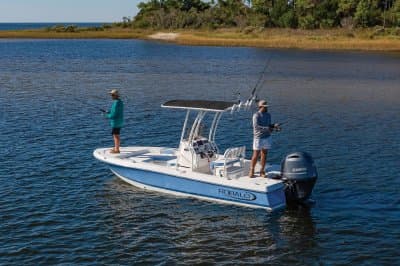2027 Robalo 206 Cayman Pro