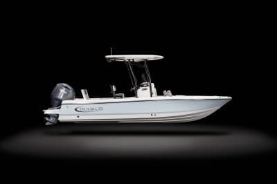 2027 Robalo 226 Cayman