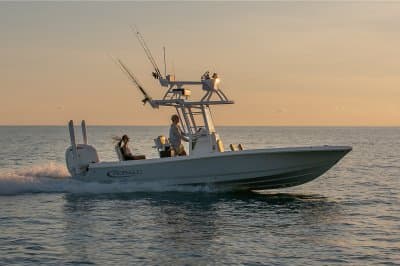 2026 Robalo R246 SD