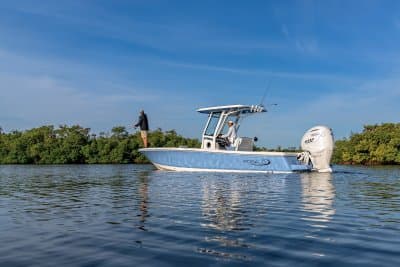 2026 Robalo R266 Cayman