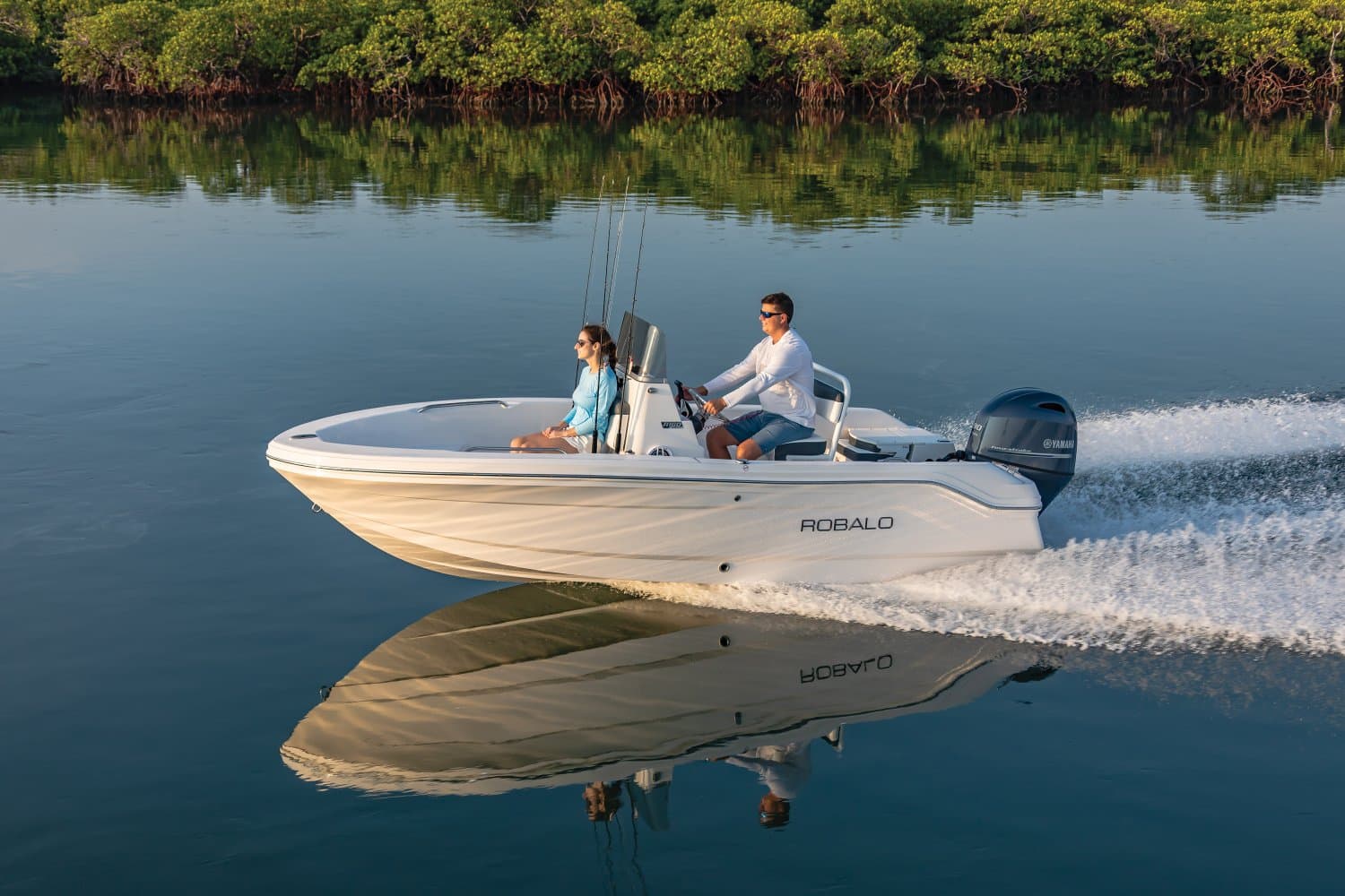 2026 Robalo R160