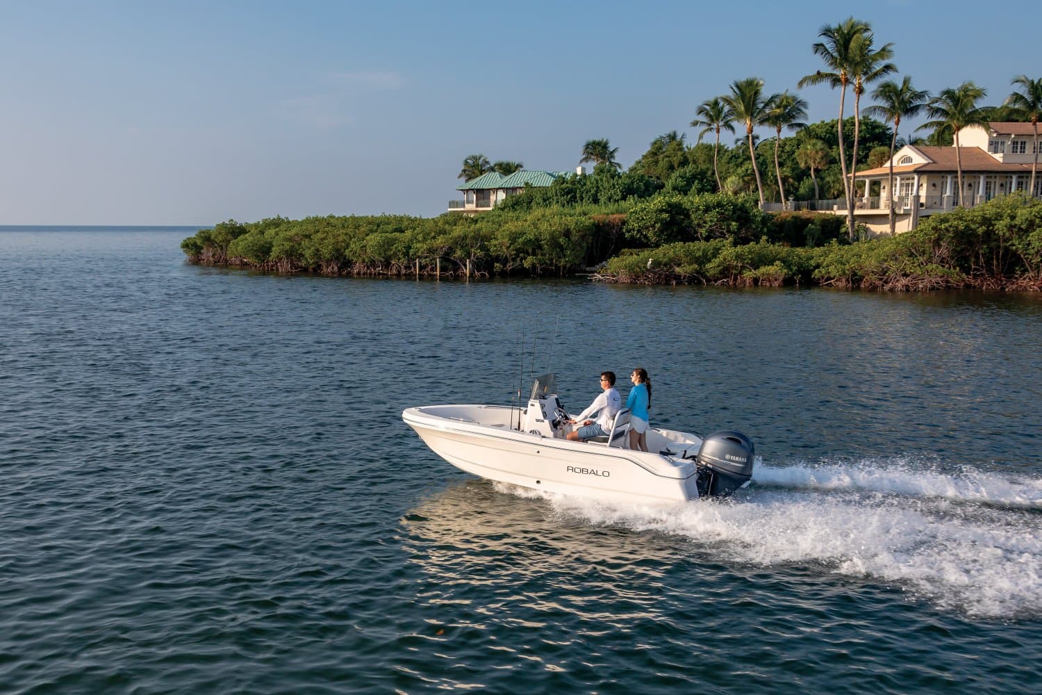 2026 Robalo R160