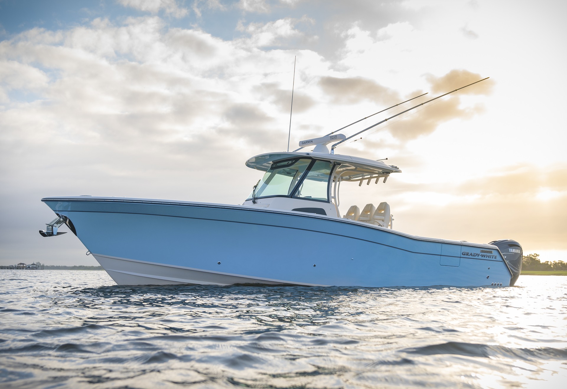 Image Reasons to Consider Buying a Grady-White Boat Grady-White Canyon 336 Center Console